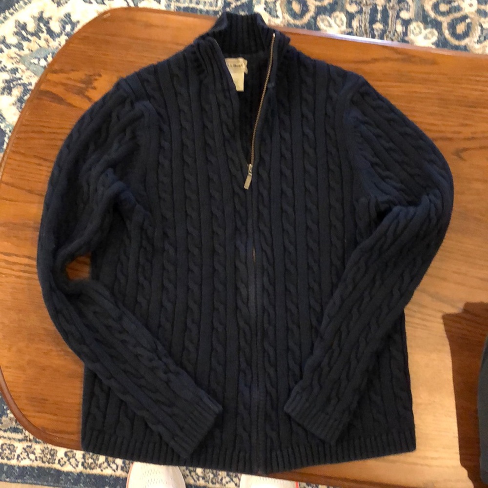 Women’s LLBean full zip cable knit sweater